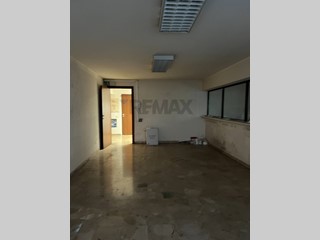 Quadrilocale in Vendita a Paternò, 105'000&euro;, 160 m²