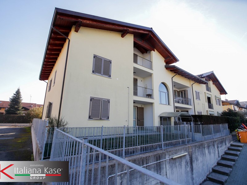 Trilocale in Vendita a Strambino, 148'000&euro;, 95 m², con Box