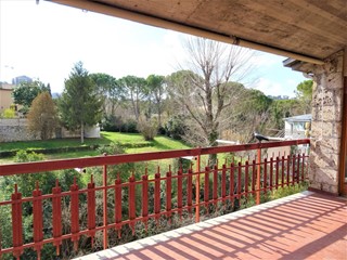 Bilocale in Vendita a Terni, 100'000&euro;, 70 m²