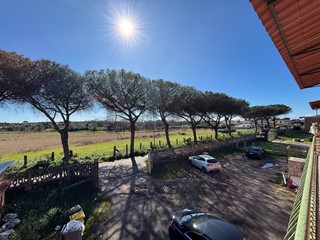 Appartamento in Vendita a Anzio, 79'000&euro;, 130 m²