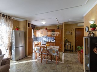 Trilocale in Vendita a Leno, 138'000&euro;, 105 m²