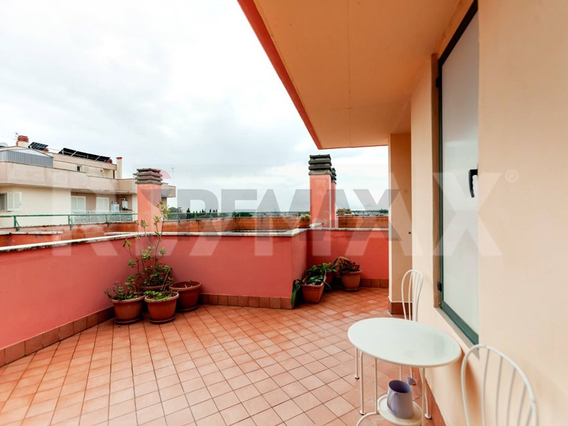 Attico in Vendita a Tivoli, 89'000&euro;, 60 m²