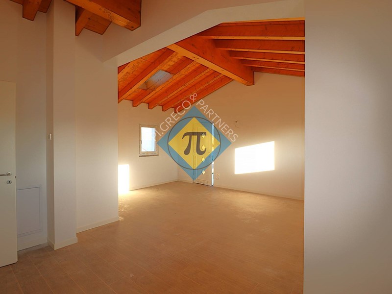 Trilocale in Vendita a Cordenons, 220'000&euro;, 93 m²