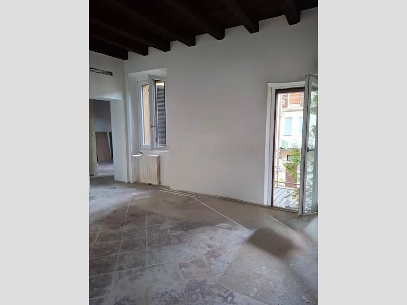 Trilocale in Vendita a Vimercate, 218'000&euro;, 82 m²