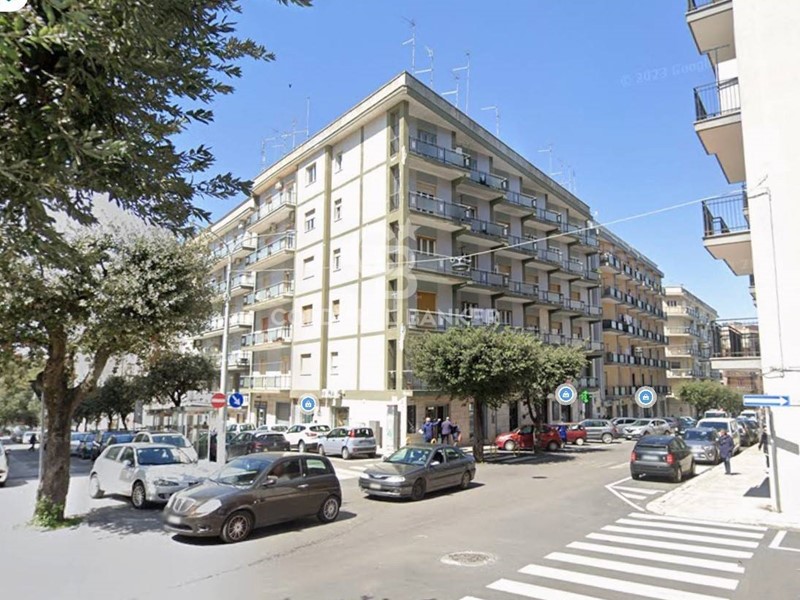 Appartamento in Vendita a Martina Franca, 220'000&euro;, 192 m²