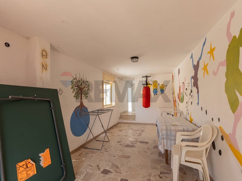 Appartamento in Vendita a Melilli, 55'000&euro;, 150 m²