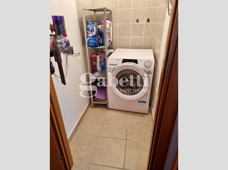 Appartamento in Vendita a Firenze, 320'000&euro;, 129 m², arredato