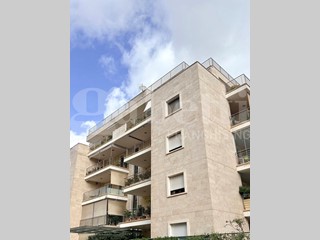 Appartamento in Vendita a Cagliari, 795'000&euro;, 176 m², con Box