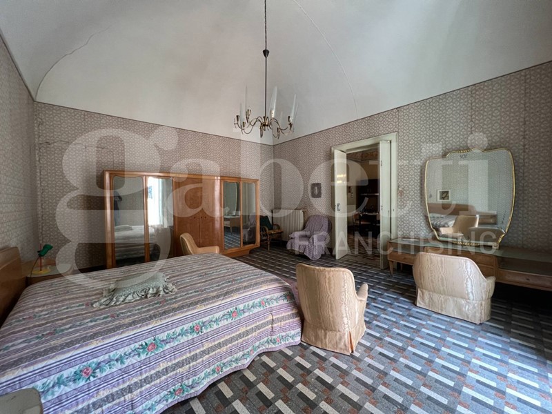 Appartamento in Vendita a Ragusa, 98'000&euro;, 287 m²