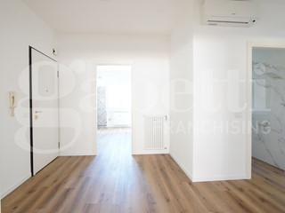 Quadrilocale in Vendita a Venezia, 275'000&euro;, 105 m²