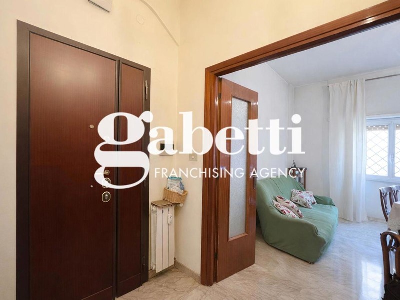 Trilocale in Vendita a Roma, 279'000&euro;, 97 m²