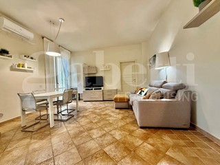 Quadrilocale in Vendita a Ponsacco, 150'000&euro;, 95 m², arredato, con Box