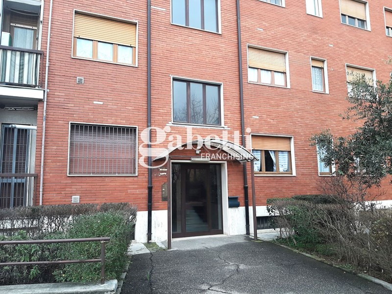 Quadrilocale in Vendita a Torino, 135'000&euro;, 100 m²