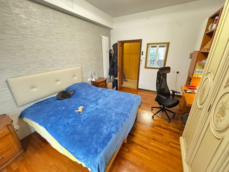 Trilocale in Vendita a Casalecchio di Reno, 285'000&euro;, 92 m²