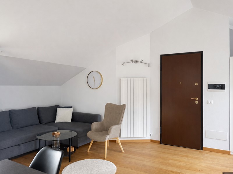 Trilocale in Affitto a Arona, 900&euro;, 65 m², arredato