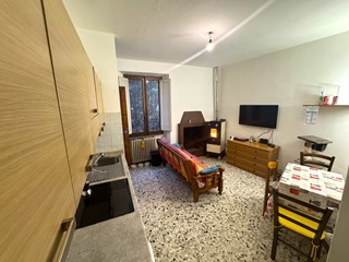 Bilocale in Vendita a Vernio, zona Mercatale, 59'000&euro;, 50 m²