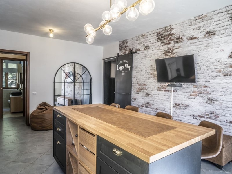 Appartamento in Vendita a Arcola, zona Romito Magra, 190'000&euro;, 110 m²