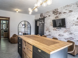 Appartamento in Vendita a Arcola, zona Romito Magra, 190'000&euro;, 110 m²