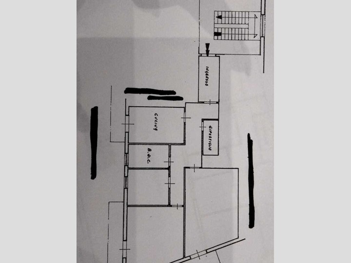 Quadrilocale in Vendita a Siracusa, zona Tisia Tica Zecchino, 85'000&euro;, 101 m²