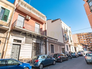 Appartamento in Vendita a Catania, 155'000&euro;, 150 m²