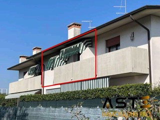 Quadrilocale in Vendita a Romano d'Ezzelino, 155'000&euro;, 100 m²