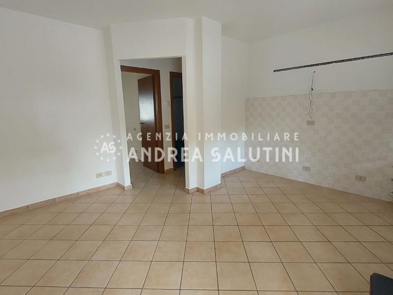 Bilocale in Vendita a Pontedera, 95'000&euro;, 60 m², arredato