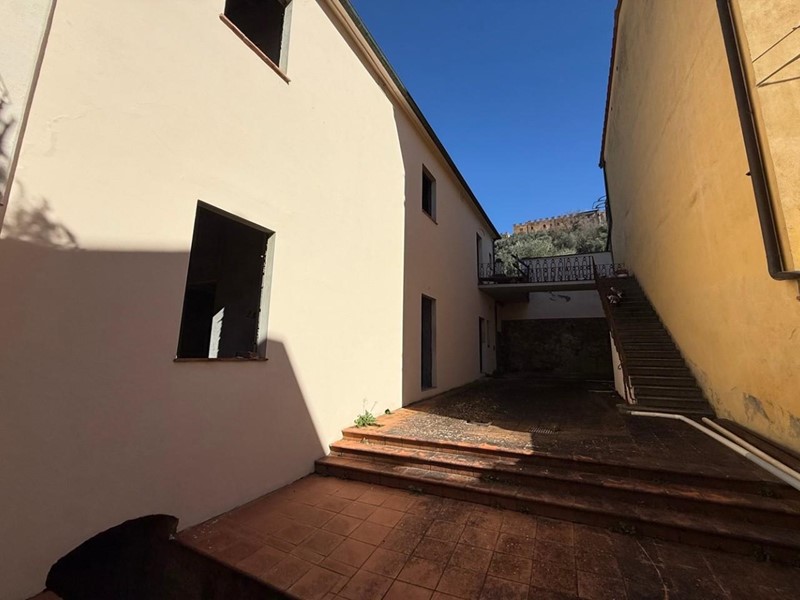Trilocale in Vendita a Certaldo, 160'000&euro;, 75 m²