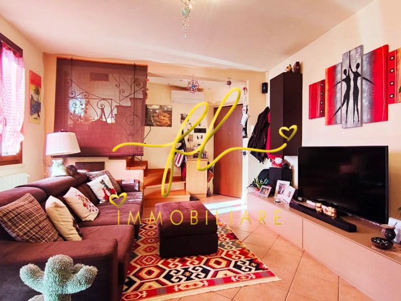 Trilocale in Vendita a Cecina, zona San Pietro In Palazzi, 175'000&euro;, 74 m², arredato, con Box