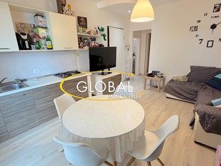 Bilocale in Vendita a Ancona, 79'000&euro;, 55 m²