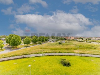 Trilocale in Vendita a Roma, 185'000&euro;, 100 m²