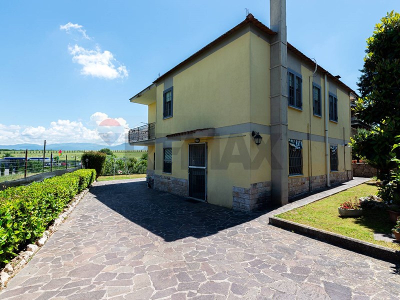Trilocale in Vendita a Monterotondo, 225'000&euro;, 105 m²