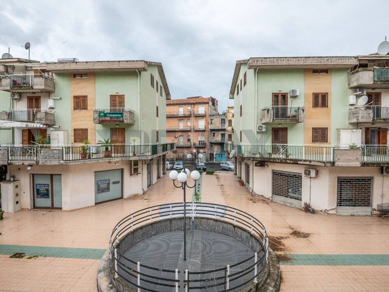 Appartamento in Vendita a Lentini, 150'000&euro;, 265 m²