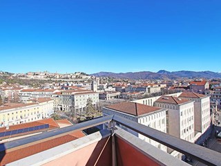 Attico in Vendita a Bergamo, 1'300'000&euro;, 248 m²