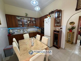 Quadrilocale in Vendita a Sant'Arpino, 130'000&euro;, 130 m²