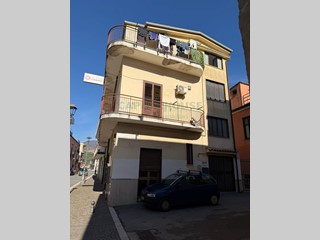 Appartamento in Vendita a Avella, 150'000&euro;, 250 m²