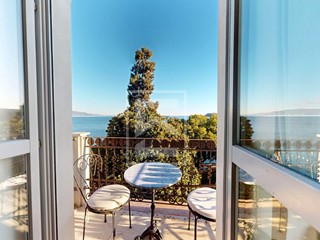Bilocale in Vendita a Gardone Riviera, 550'000&euro;, 70 m²