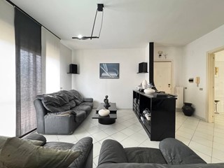 Appartamento in Vendita a Popoli, 95'000&euro;, 120 m², arredato