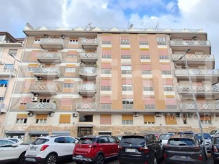 Quadrilocale in Vendita a Messina, 180'000&euro;, 132 m²