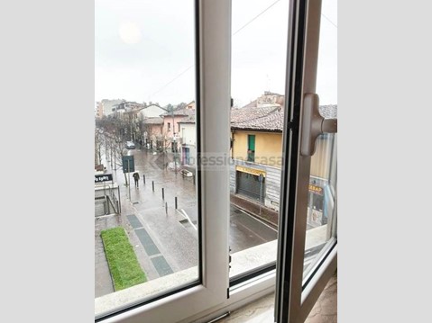 Bilocale in Vendita a Desio, 127'000&euro;, 60 m², con Box
