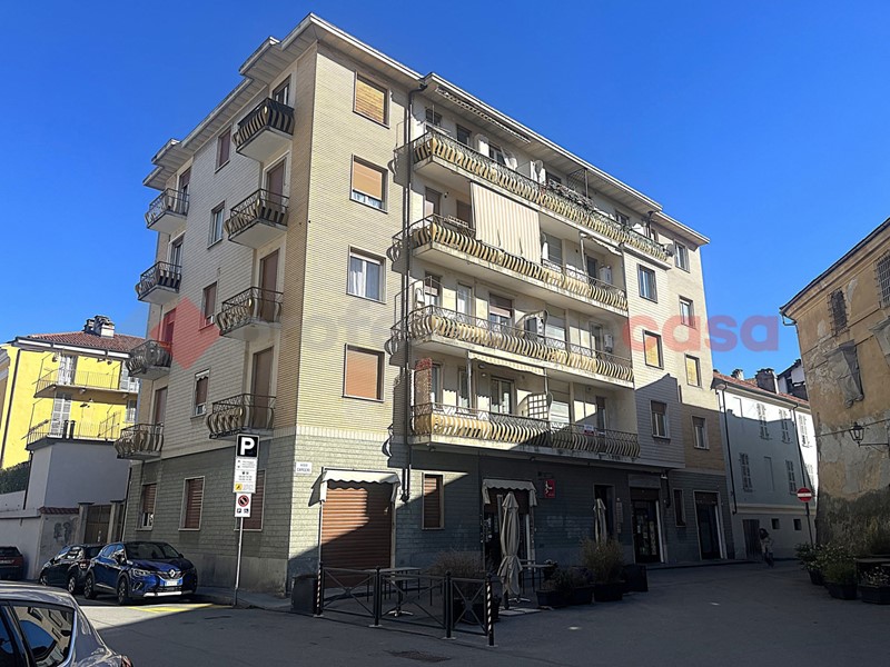 Trilocale in Vendita a Pinerolo, 108'000&euro;, 92 m²