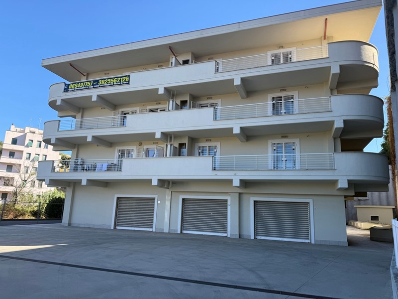 Trilocale in Vendita a Velletri, 184'000&euro;, 72 m²