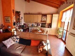 Attico in Vendita a Corbetta, 179'000&euro;, 98 m²