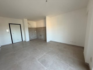 Attico in Vendita a Velletri, 192'000&euro;, 68 m²