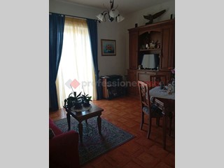 Quadrilocale in Vendita a Oricola, 69'000&euro;, 65 m²