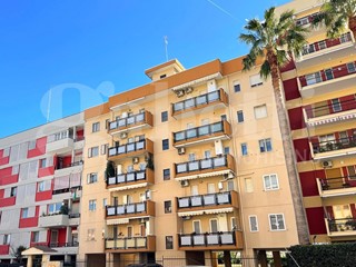 Quadrilocale in Vendita a Bari, 250'000&euro;, 120 m²