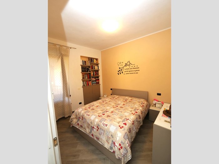 Trilocale in Vendita a San Vittore Olona, 130'000&euro;, 75 m², con Box