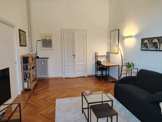 Bilocale in Vendita a Milano, 1'900&euro;, 92 m², arredato