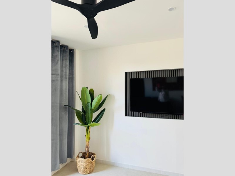 Appartamento in Affitto a Arona, 1'800&euro;, 160 m², arredato