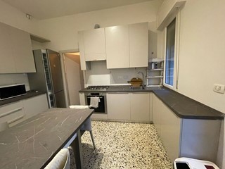Quadrilocale in Affitto a Bologna, 1'400&euro;, 140 m², con Box