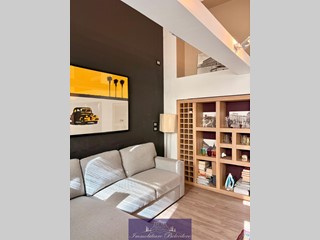 Bilocale in Vendita a Firenze, zona Duomo, 395'000&euro;, 75 m²